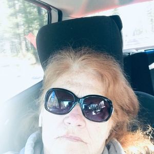 Meet your Posher, Candace